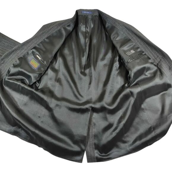 VTG CHAPS Ralph Lauren Men's 2 Piece Suit Dark gray Pin striped -Size: 46L / 42W - Picture 5 of 16